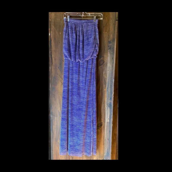 **SOLD** Blue/white striped beach dress /coverup ❤️ - Picture 8 of 10